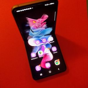 Galaxy Samsung z flip purple straight talk